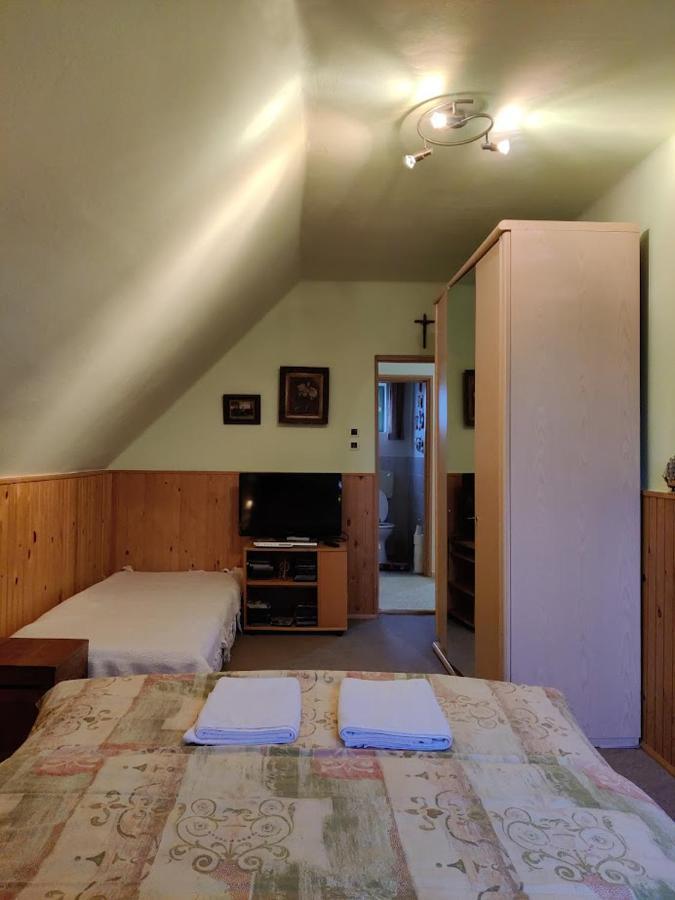 Szendergo - Apartman Hajos Pincefalu Eksteriør bilde
